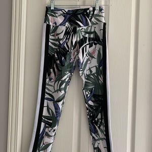 CALVIN KLEIN legging BRAND NEW TAGS STILL ON
